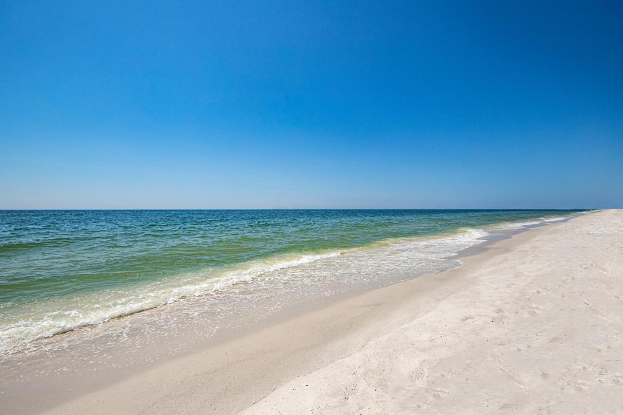 Apartment Tradewinds #1208