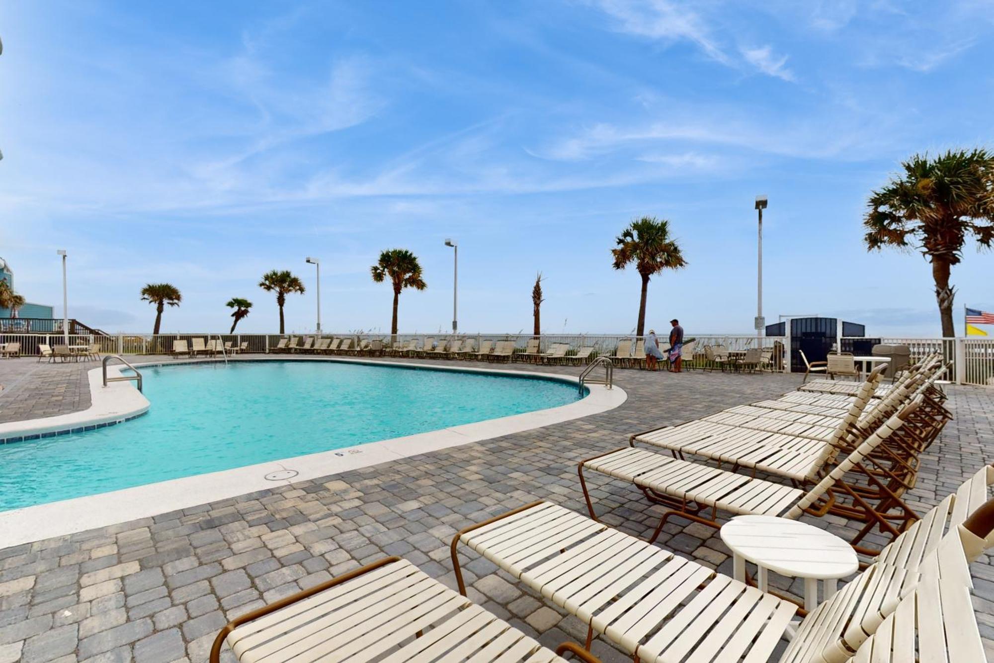 Tradewinds #1208 *